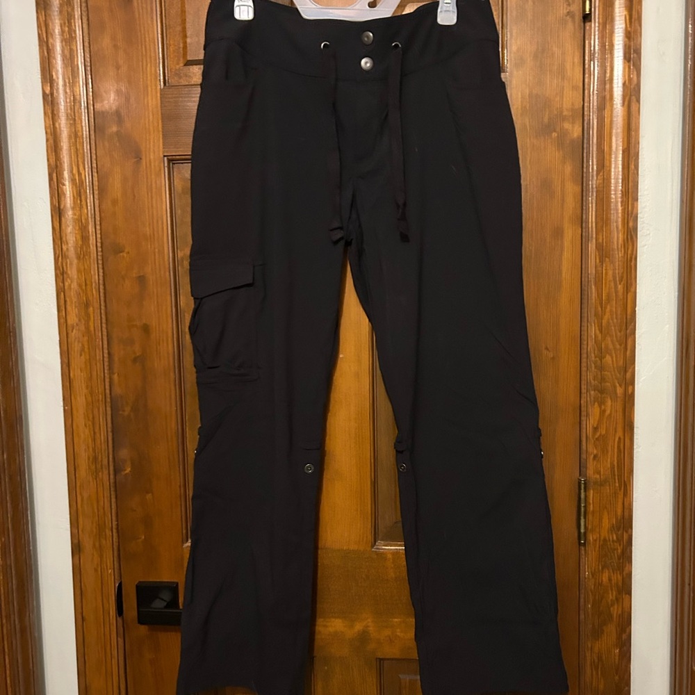 Columbia women’s Dark Cargo hiking Pants